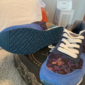 Women’s joggers